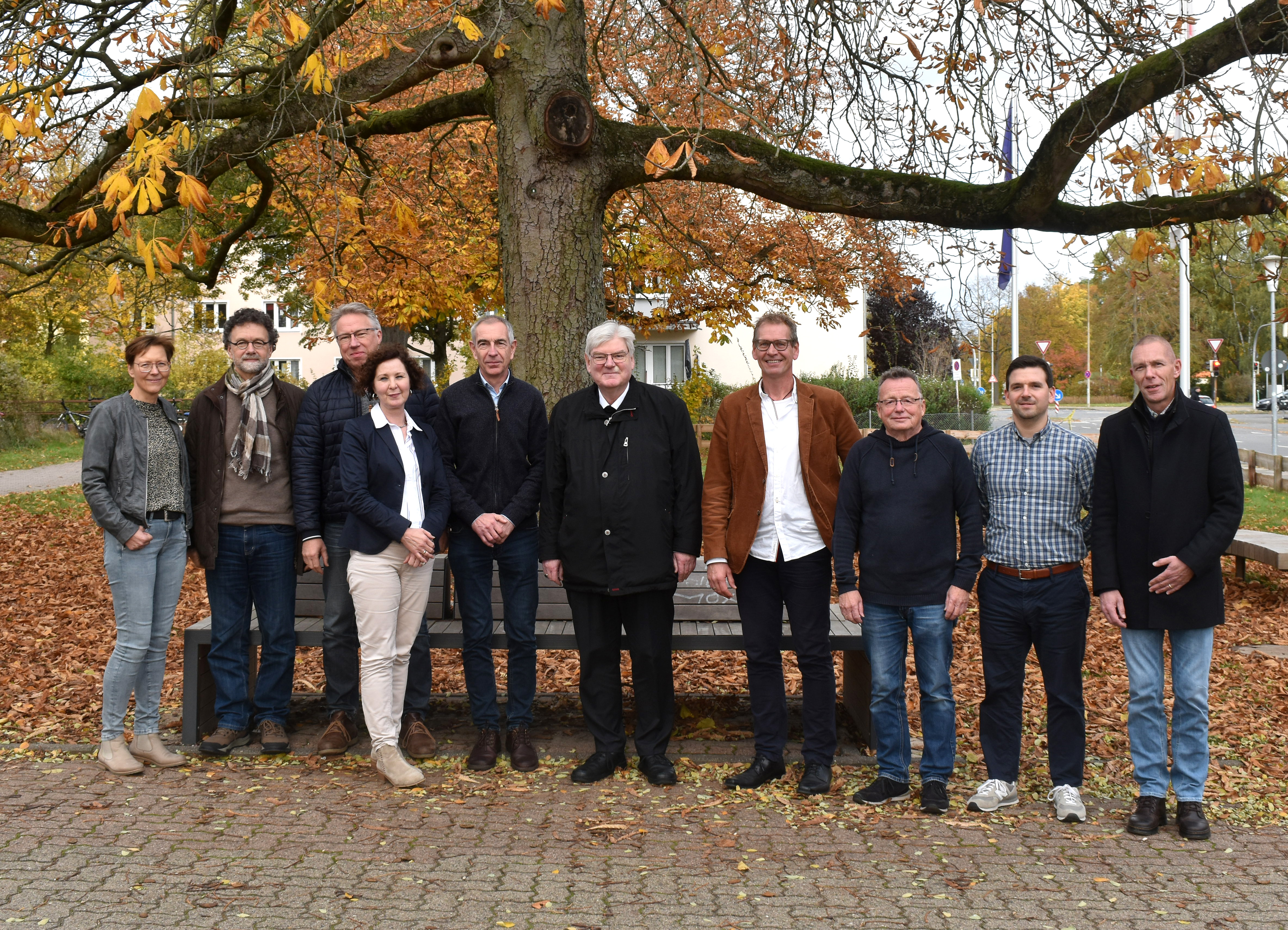 Weihbischof Heinz-Günter Bongartz zu Besuch an der Eichendorffschule